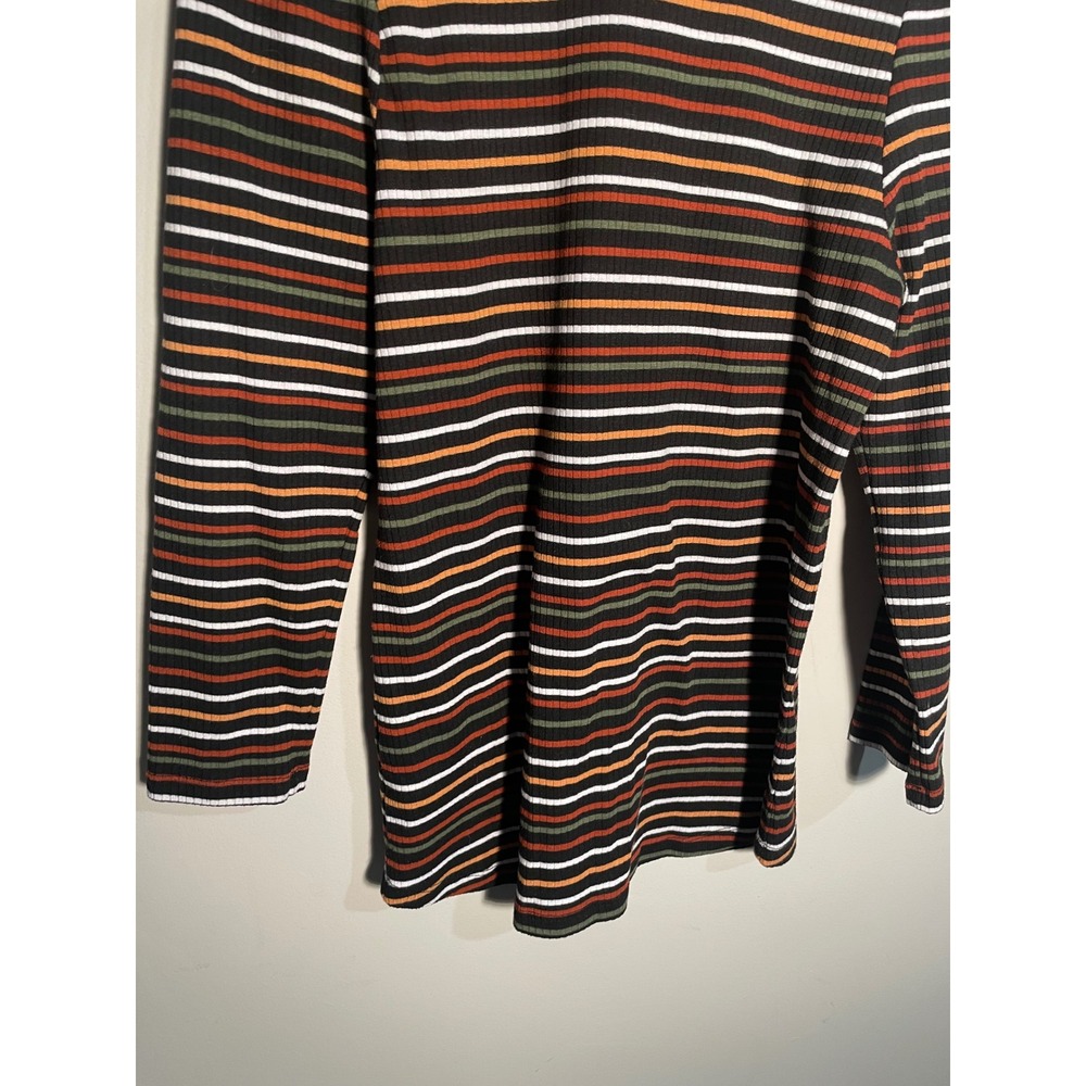 Free People I'm‎ Cute Turtleneck Striped Ribbed Top Size Large Classic Casual - Picture 6 of 9